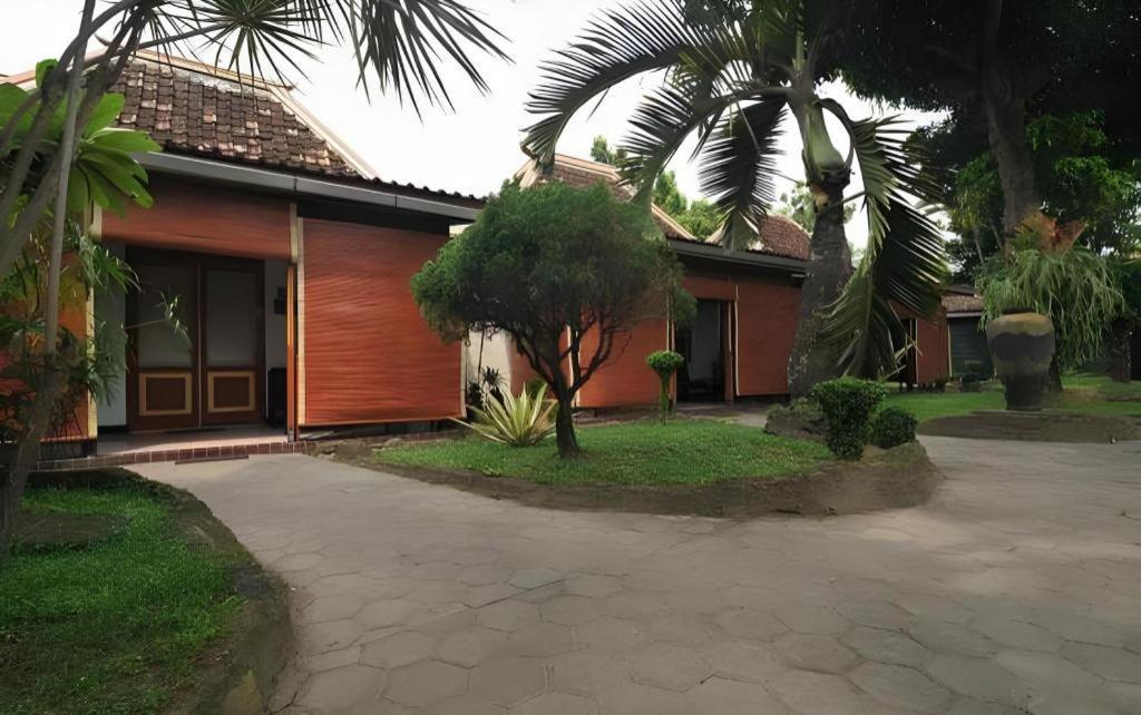 Hotel Batik Yogyakarta Esterno foto