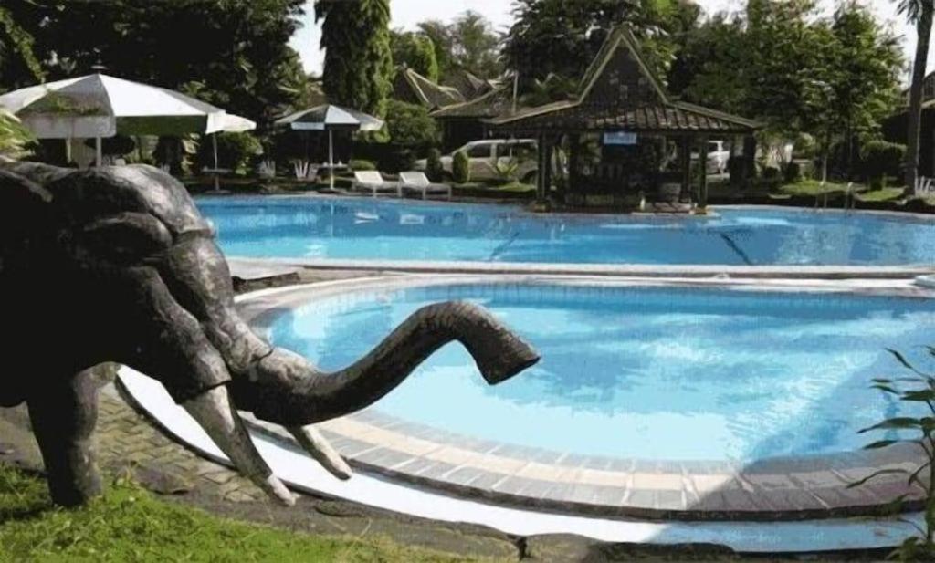 Hotel Batik Yogyakarta Esterno foto