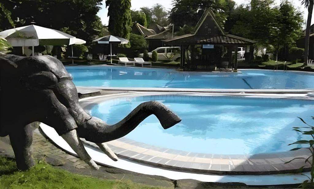 Hotel Batik Yogyakarta Esterno foto