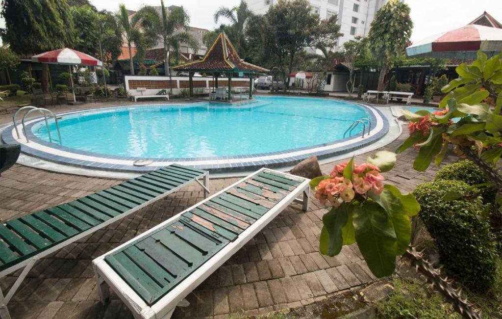 Hotel Batik Yogyakarta Esterno foto